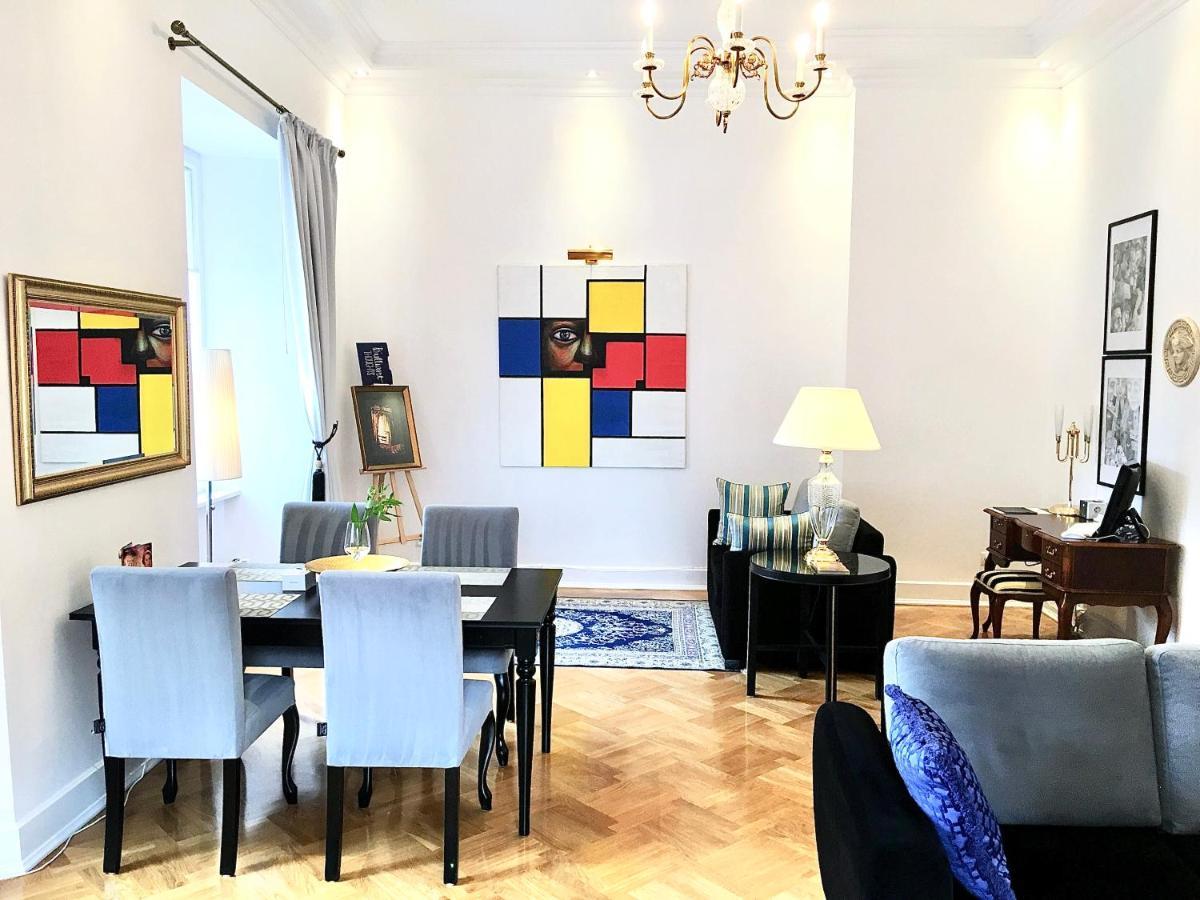 Luxury Suites & Apartments Mondrian Market Square II Varşovia Exterior foto