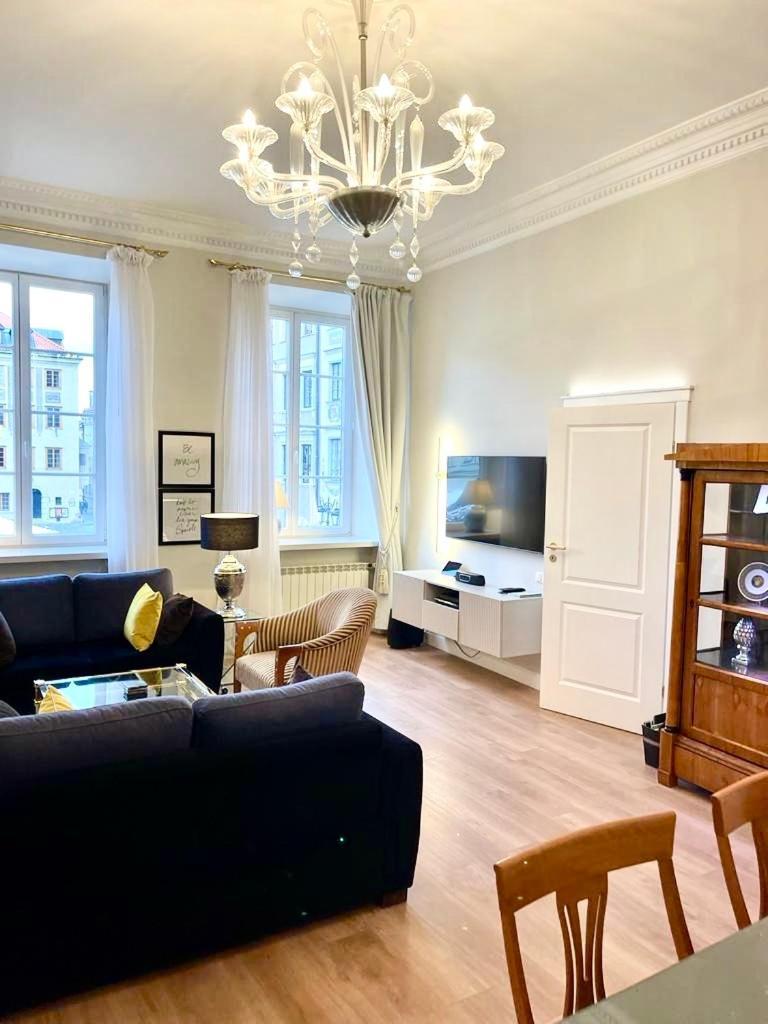 Luxury Suites & Apartments Mondrian Market Square II Varşovia Cameră foto
