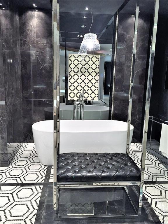Luxury Suites & Apartments Mondrian Market Square II Varşovia Exterior foto